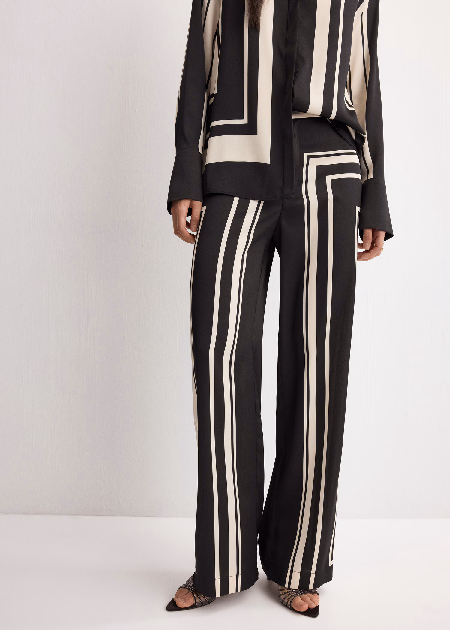 Satin printed trousers