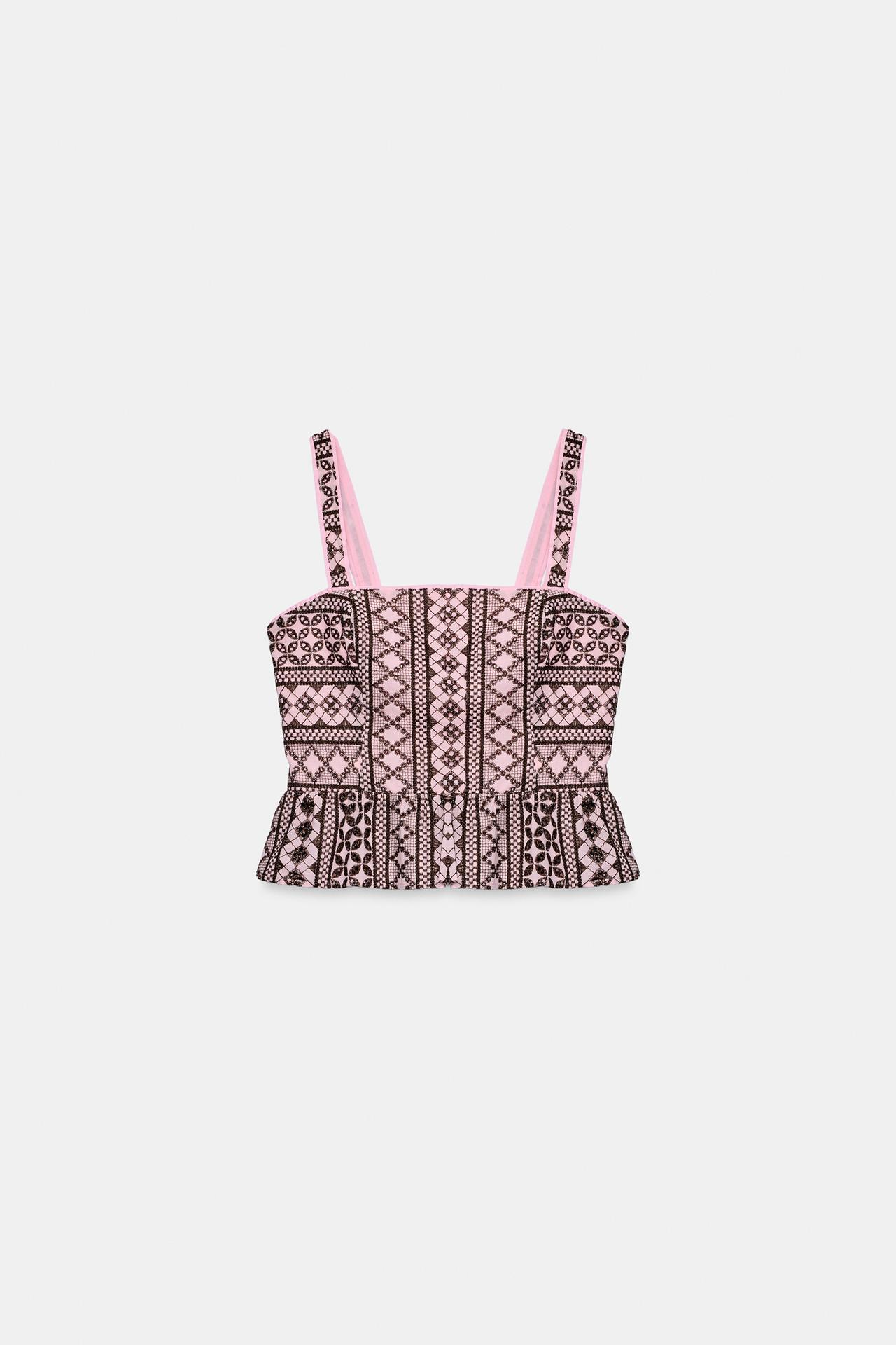 EMBROIDERED EYELET TOP