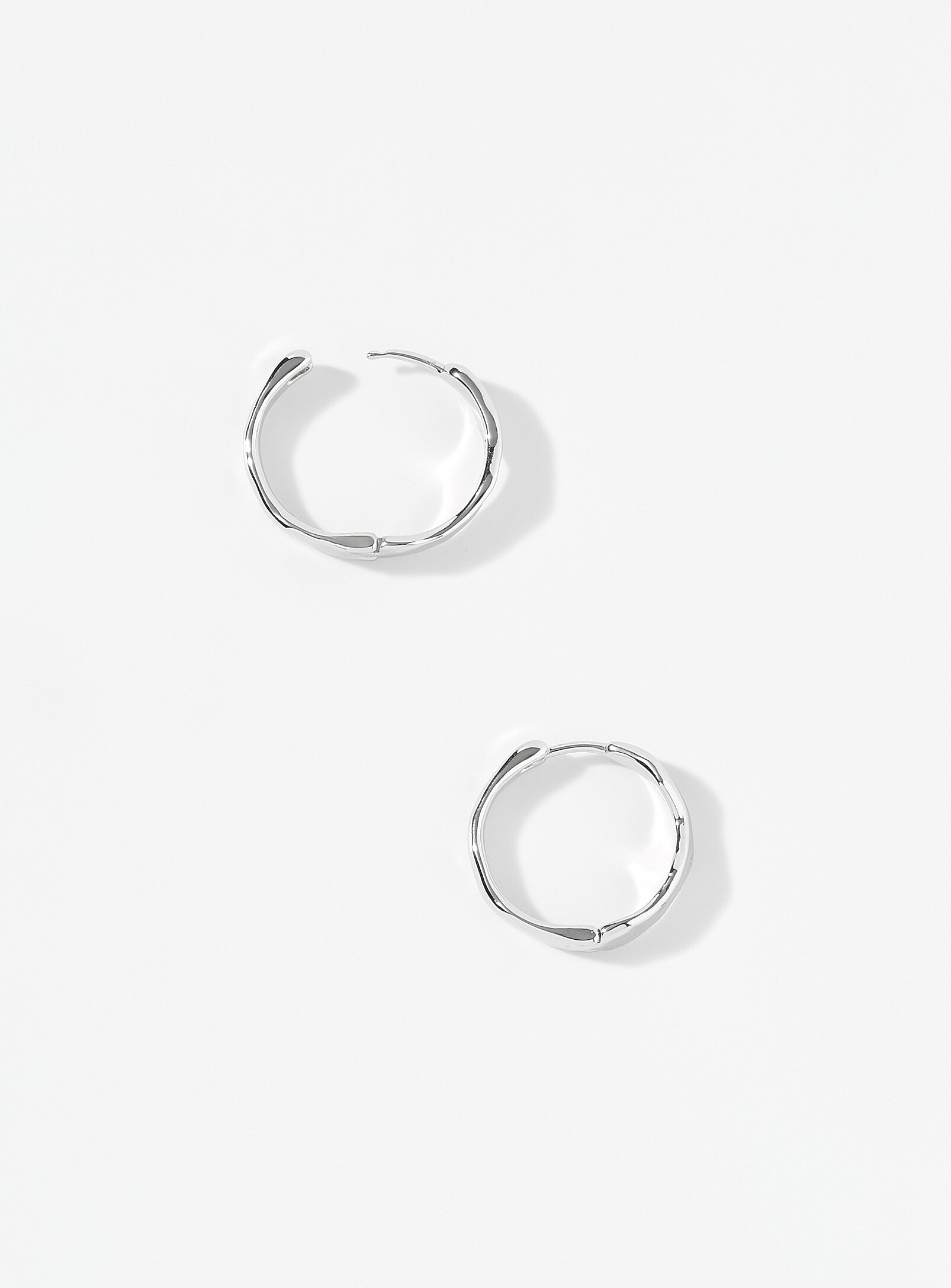 Wavy earrings