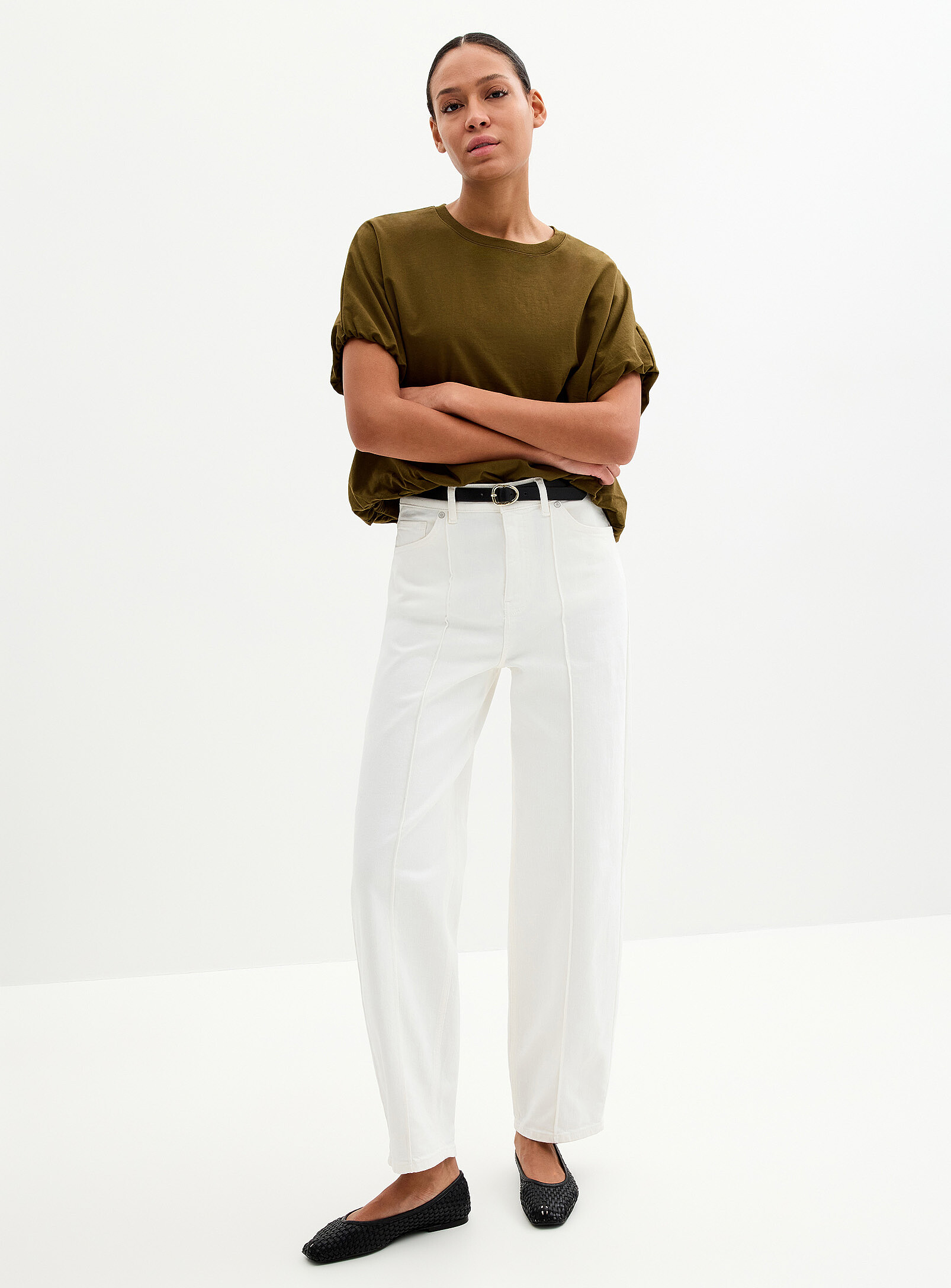 Rina embossed seaming solid white jean