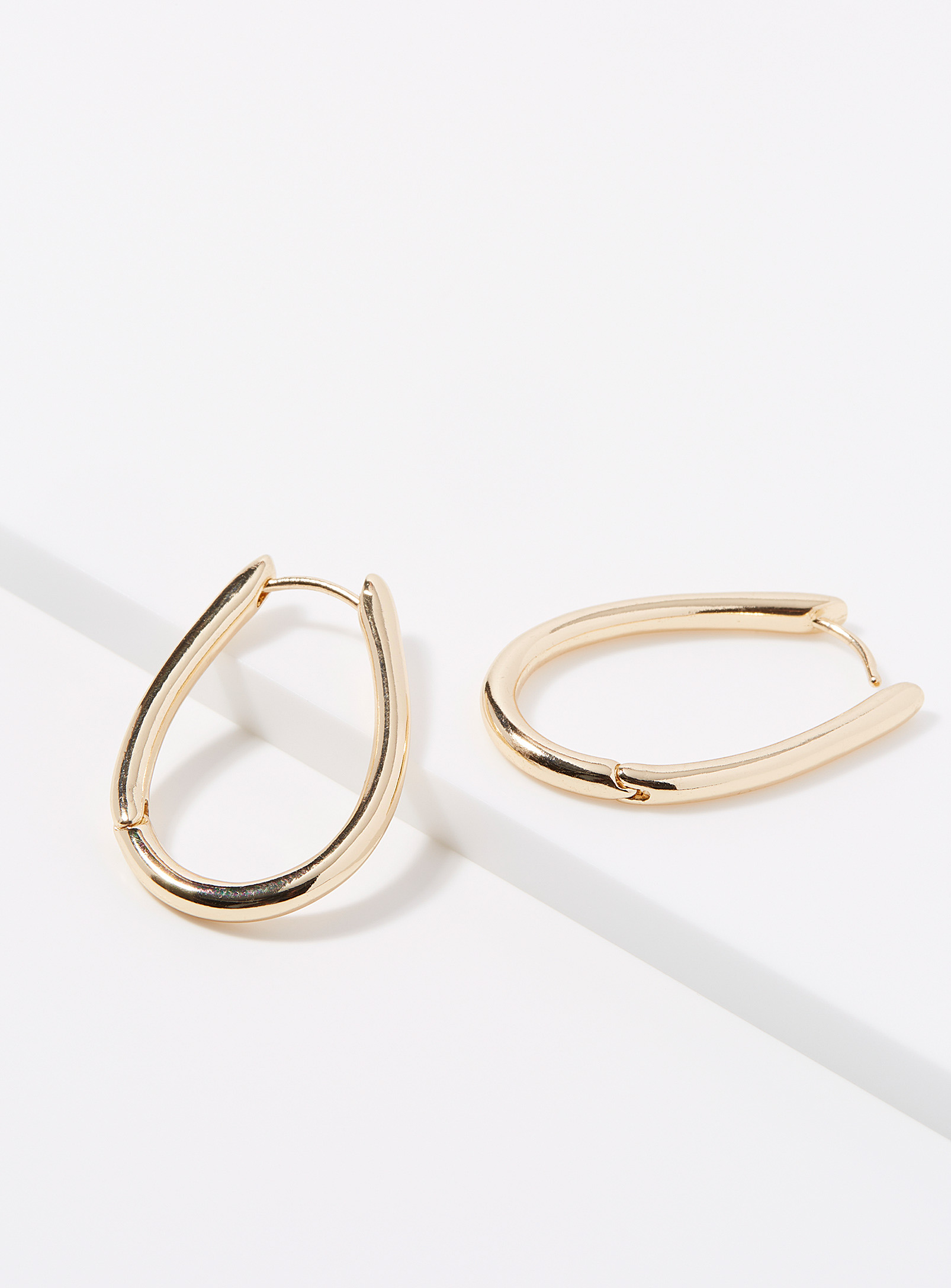 Snap hook metallic earrings