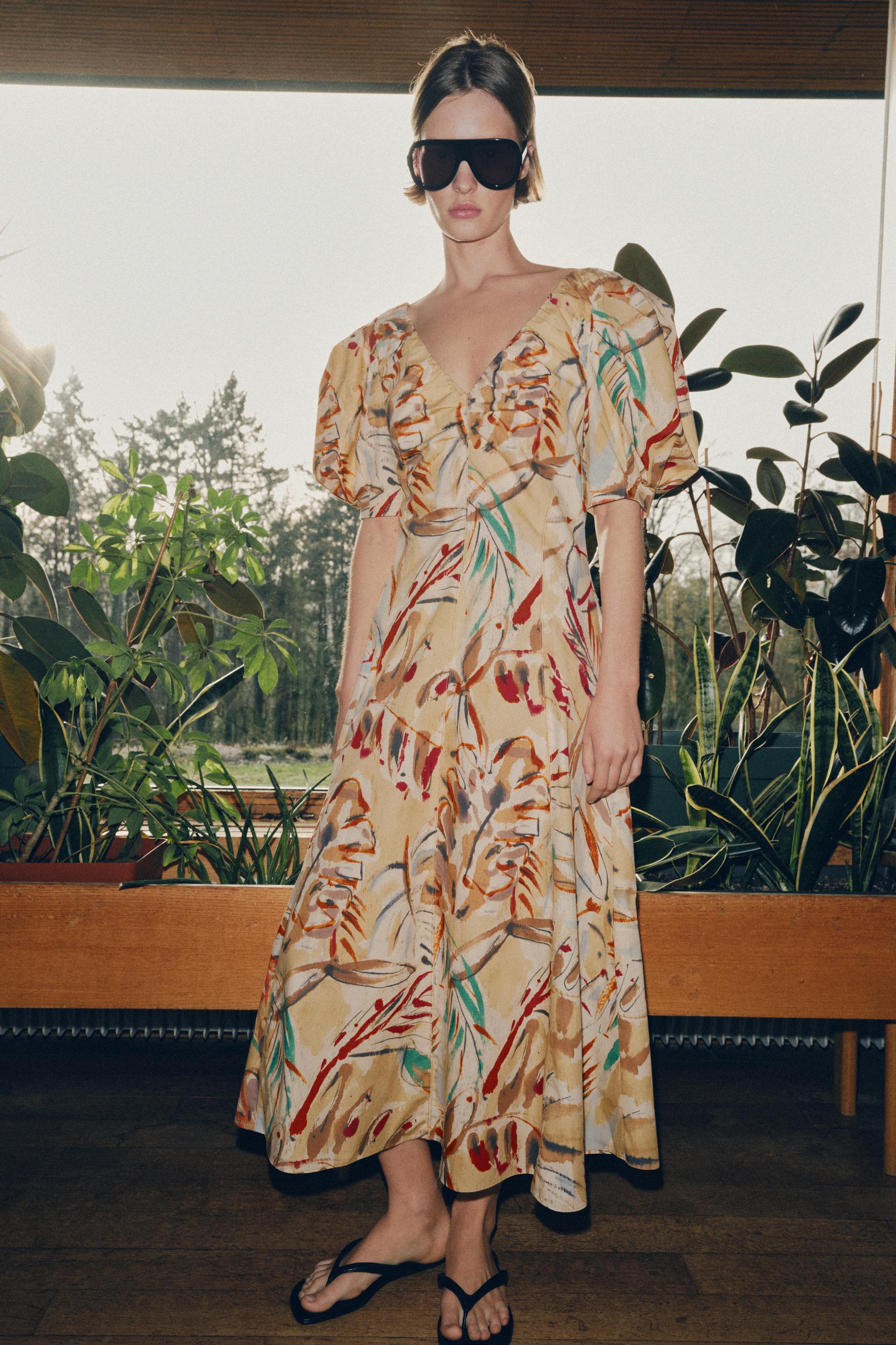 BALLOON SLEEVE PRINTED MIDI DRESS