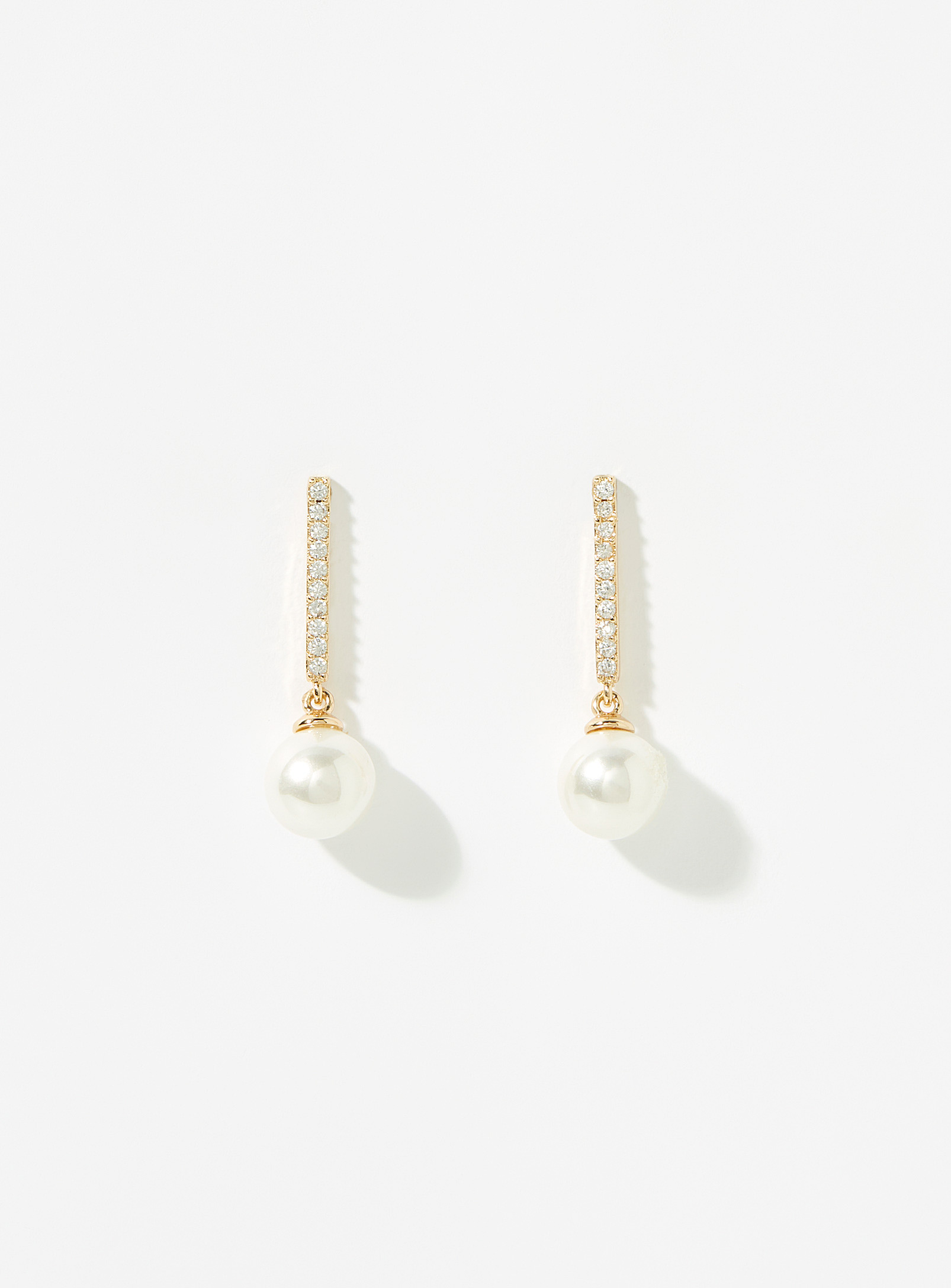 Pearl and bar earrings